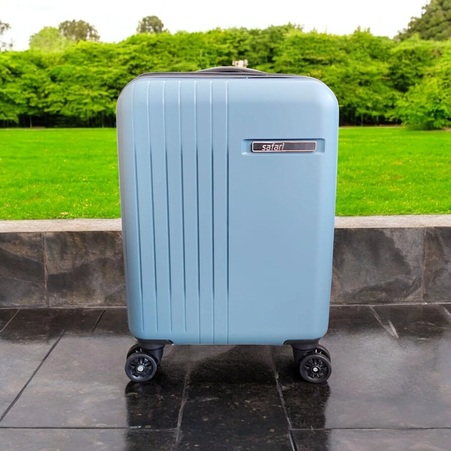 Safari Altius IO 55CM Hard Sided Trolley Bag - Image 4