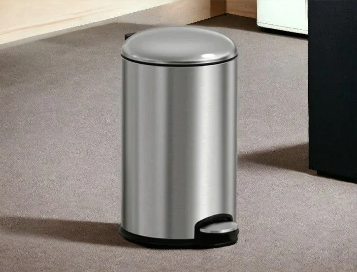 Tibros Florence Stainless Steel Step Pedal Bin - 3 Ltr - Image 2