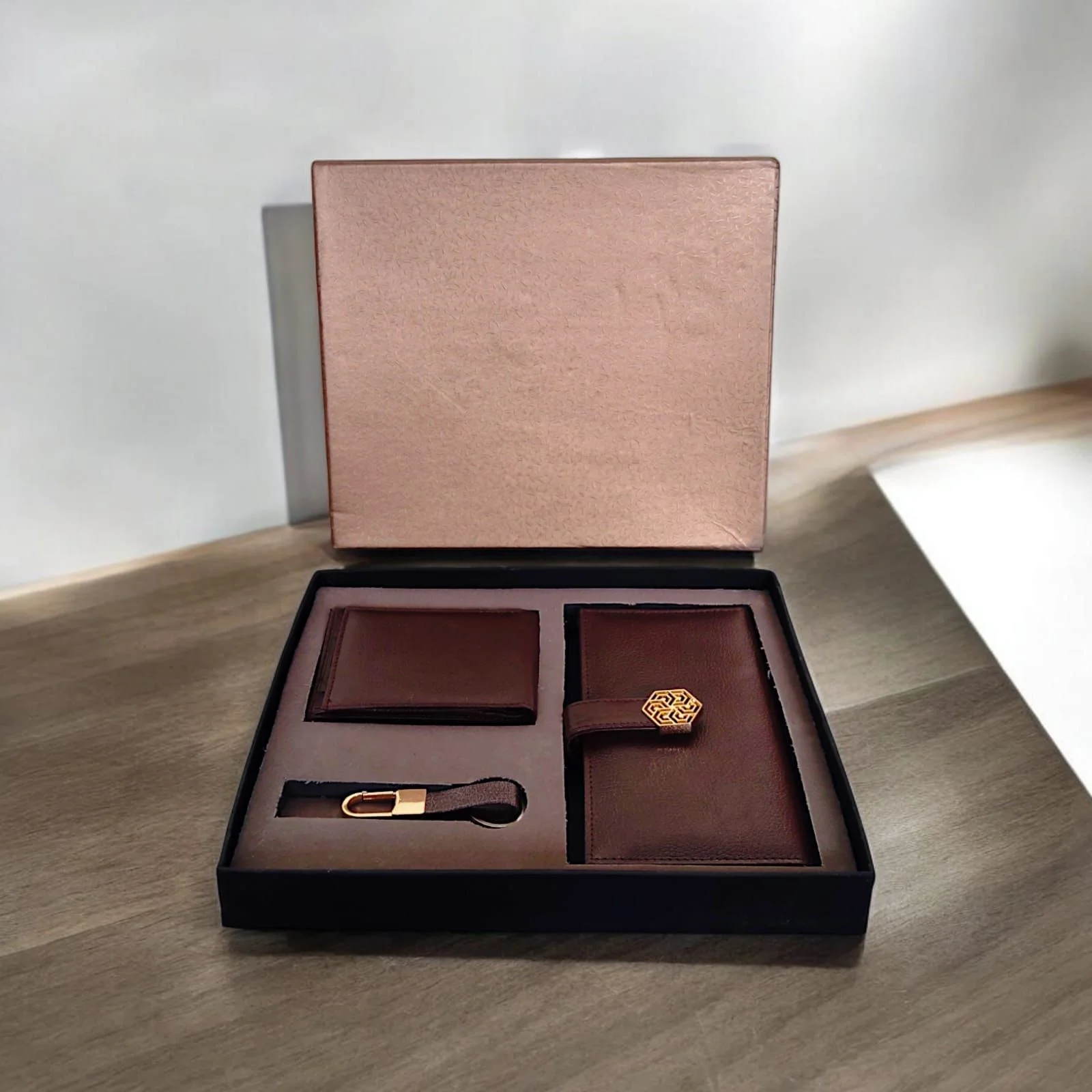 3 In 1 Corporate Gift Set (1pc Ladies Wallet + 1pc Gents Wallet + 1pc Keychain) - Image 3