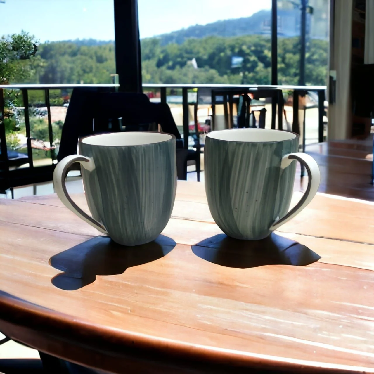 White Gold 2 Piece Coffee Mug Set - Image 2